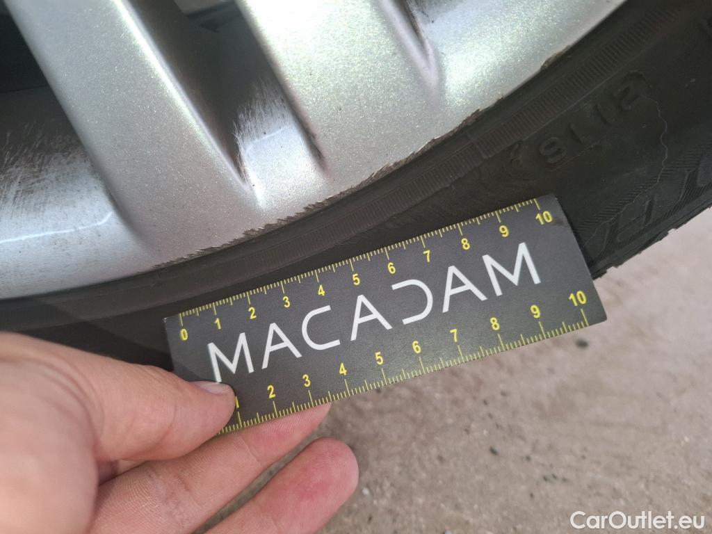  Opel  Insignia OPEL  5p Berline 1.6 CDTi 136 Auto Cosmo #64