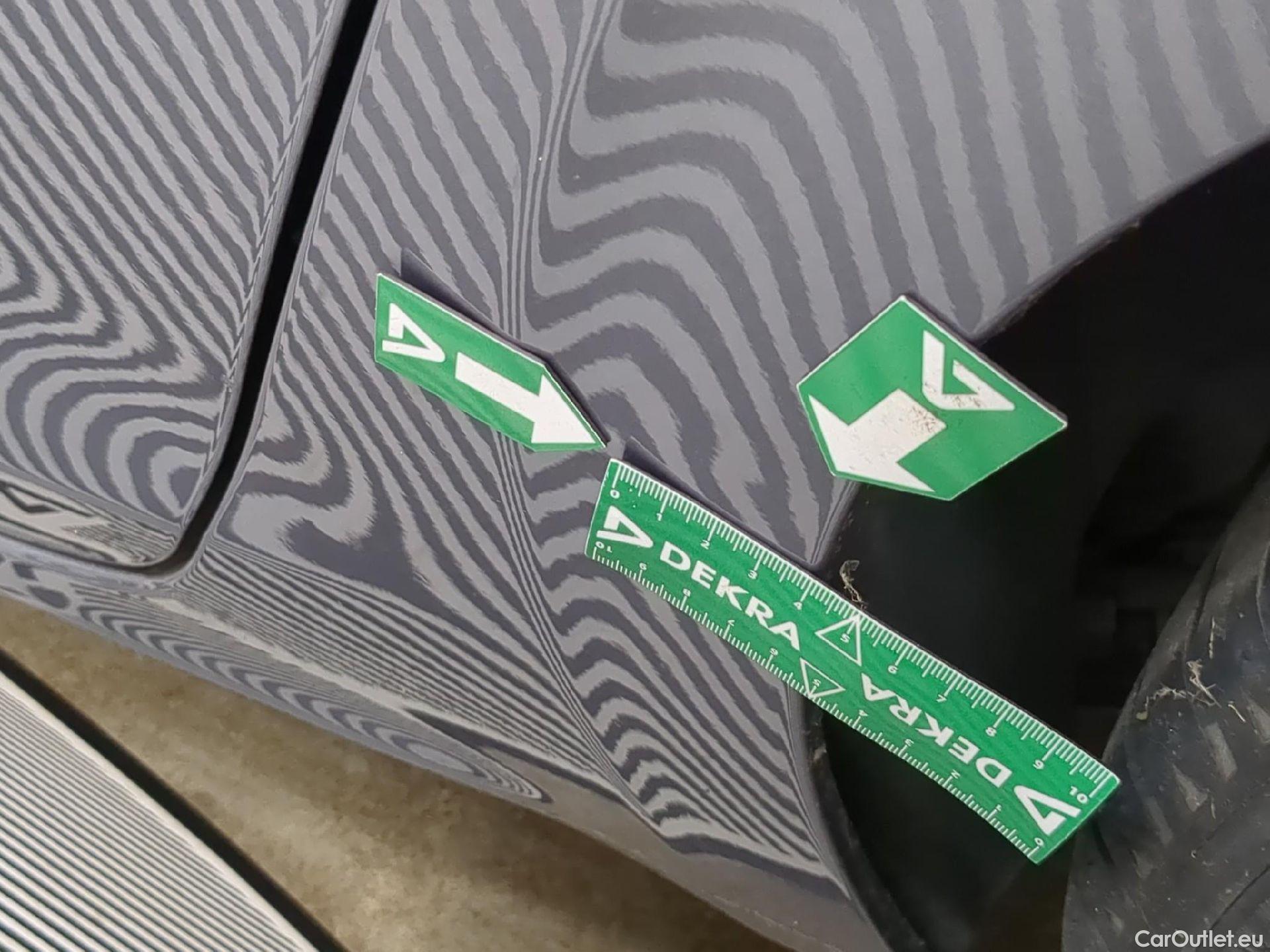  Peugeot  208 PEUGEOT  5p Berline Puretech 82 Signature #14