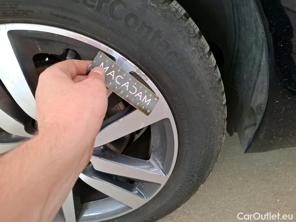  Peugeot  308  Allure 1.2 PureTech 130CV BVA8 E6d #17