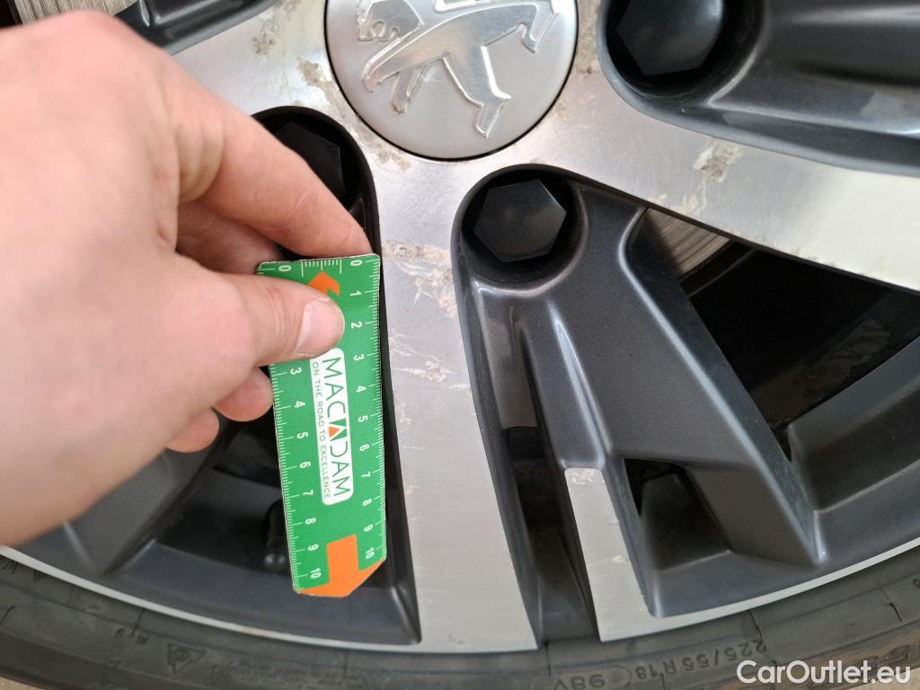  Peugeot  3008  Allure 1.5 HDi 130CV BVM6 E6d #11