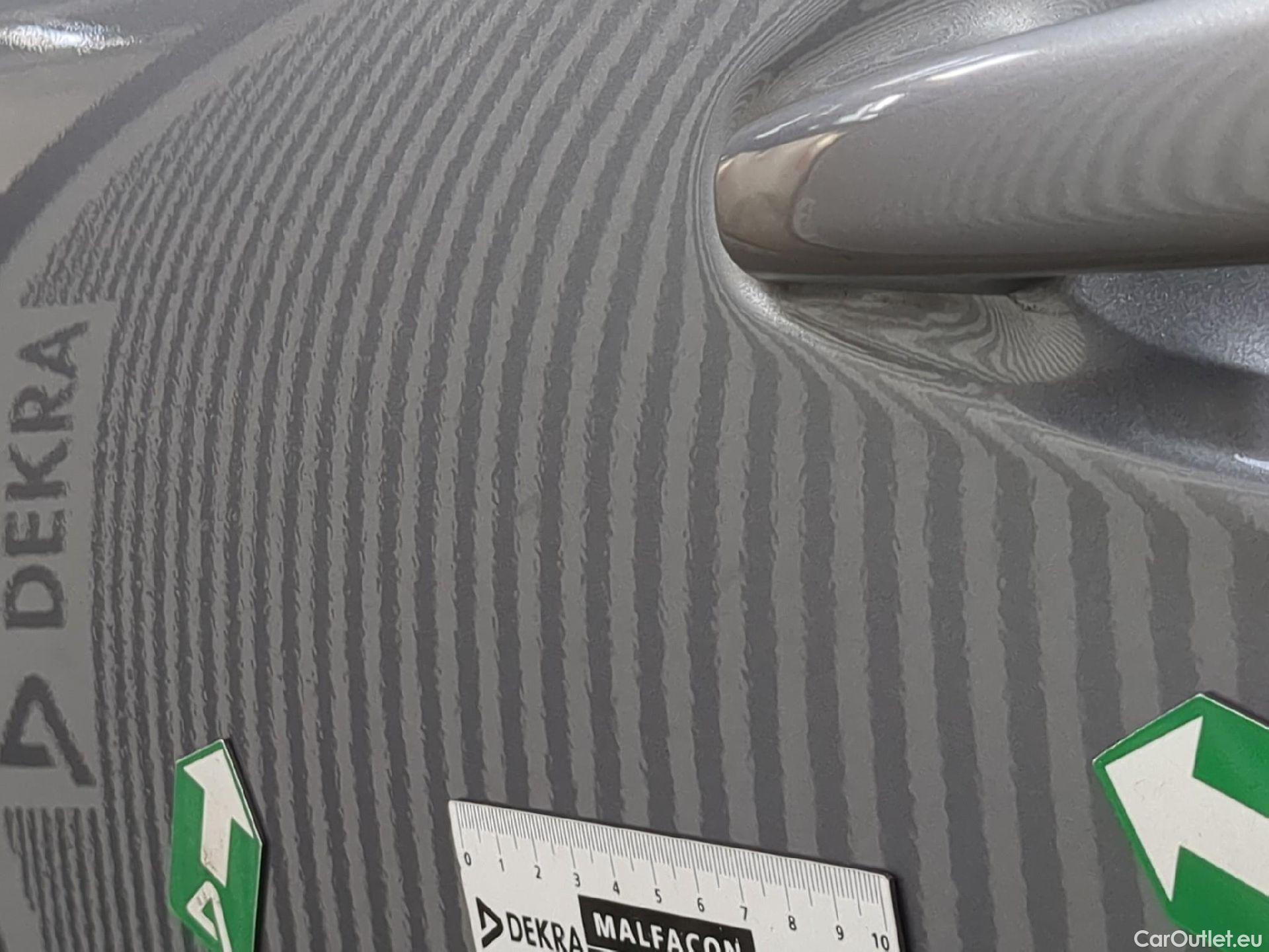  Peugeot  208 PEUGEOT  5p Berline Puretech 82 Signature #10