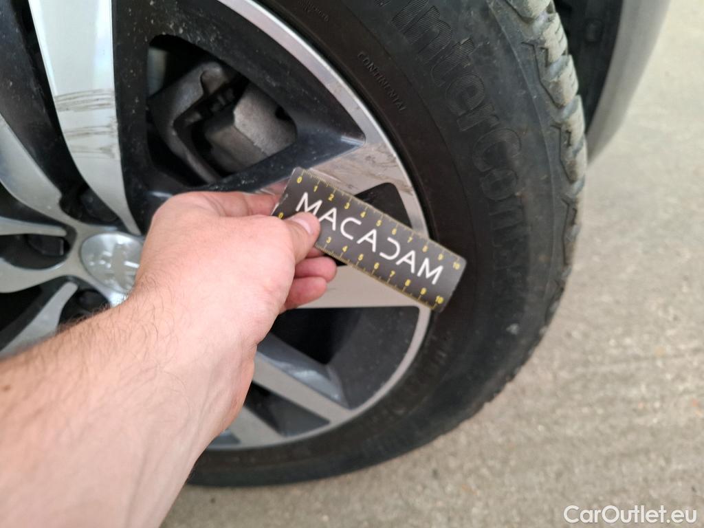  Peugeot  308  Allure 1.2 PureTech 130CV BVA8 E6d #24