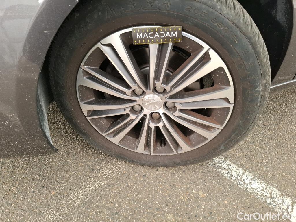  Peugeot  308  SW Allure Business 1.2 PureTech 130CV BVA8 E6d / VO RECONDITIONNE - PHOTOS AVANT RECONDITIONNEMENT #11