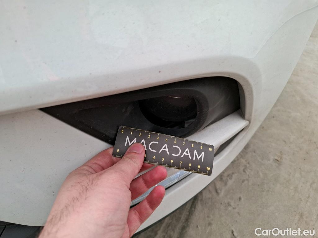  Renault  Clio  IV Business 0.9 TCe 90CV BVM5 E6 #12