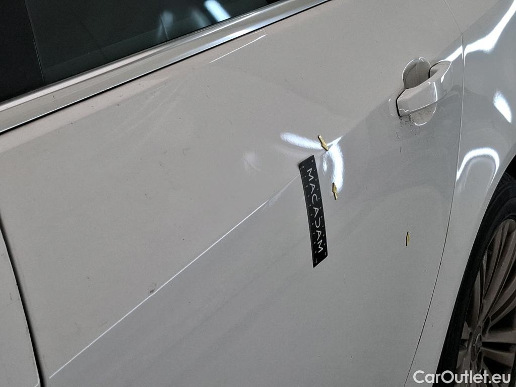  Opel  Insignia OPEL  5p Berline 1.6 CDTi 136 Auto Cosmo #90