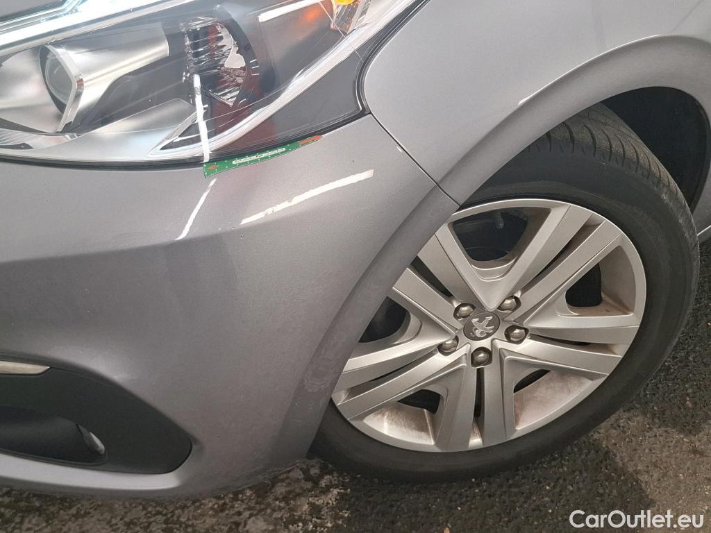  Peugeot  208  Signature 1.2 PureTech 80CV BVM5 E6dT #4