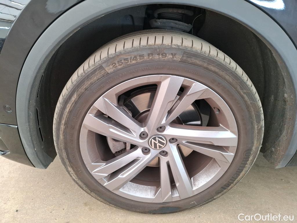  Volkswagen  Tiguan  R-Line Exclusive eHybrid 1.4 TSI 245CV BVA6 E6d #2