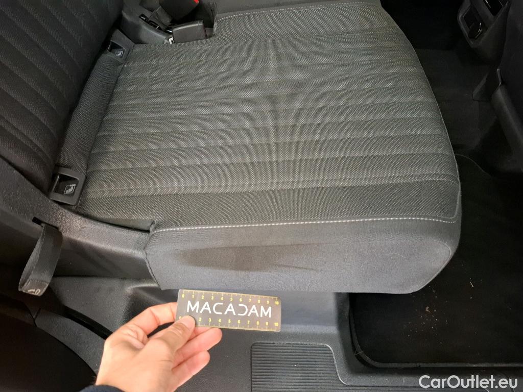  Volkswagen  Tiguan  Allspace Life Business 2.0 TDI 150 DSG7  #9