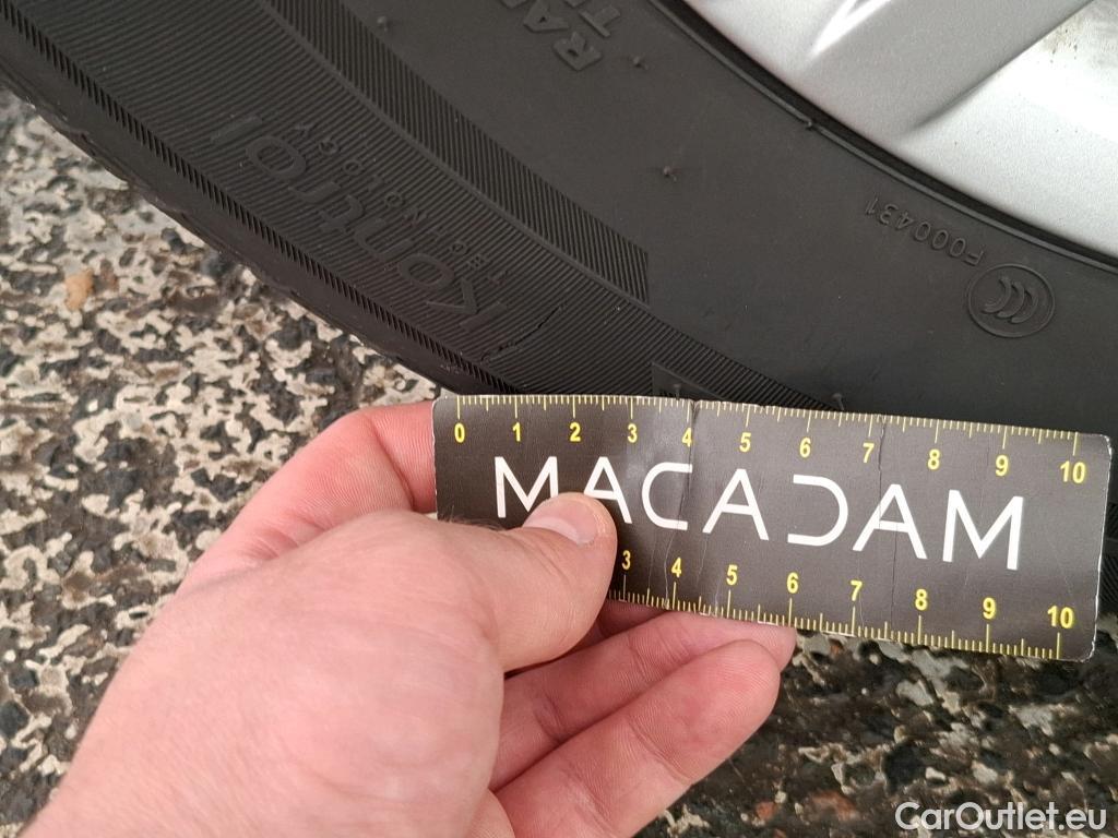  Volkswagen  T-ROC  Life Business 1.5 TSI 150CV BVA7 E6d #3