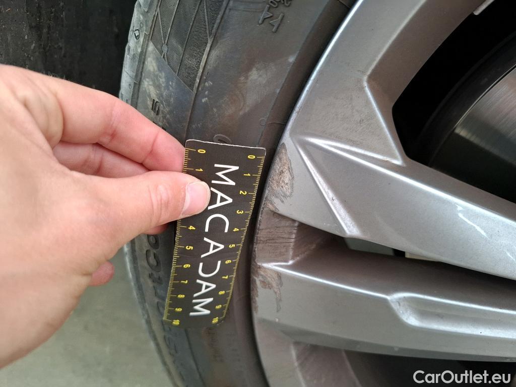  Volkswagen  Tiguan  R-Line Exclusive eHybrid 1.4 TSI 245CV BVA6 E6d #25