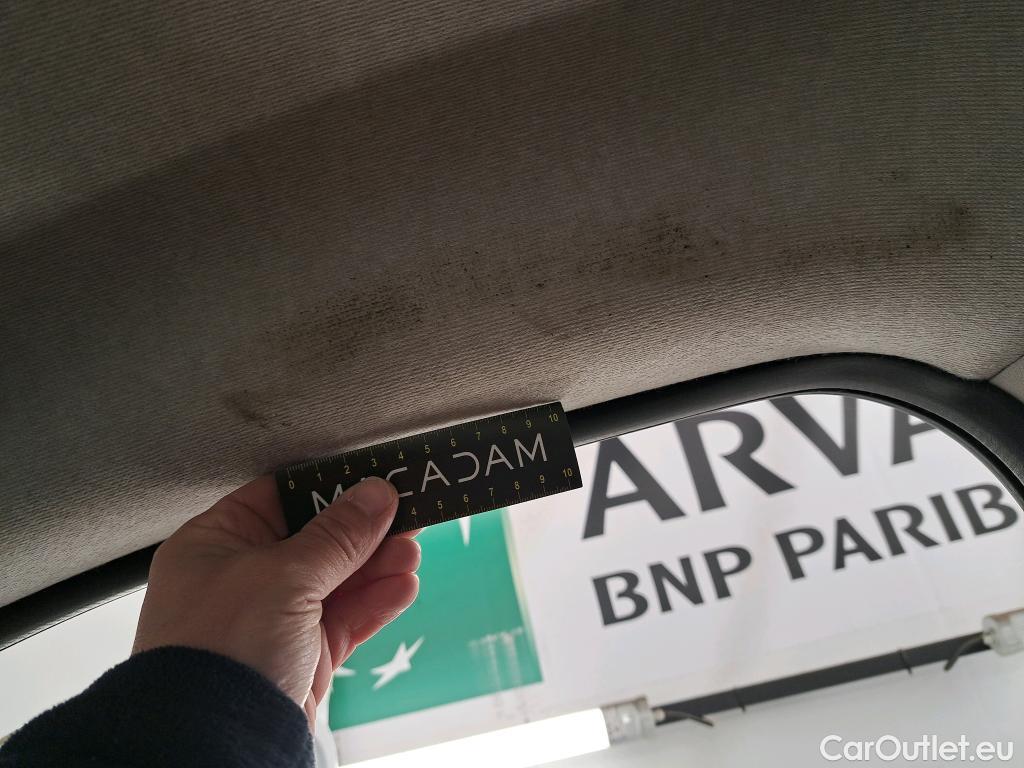  Renault  Trafic RENAULT  4p Combi Zen L1 Energy dCi 125 8 places #9