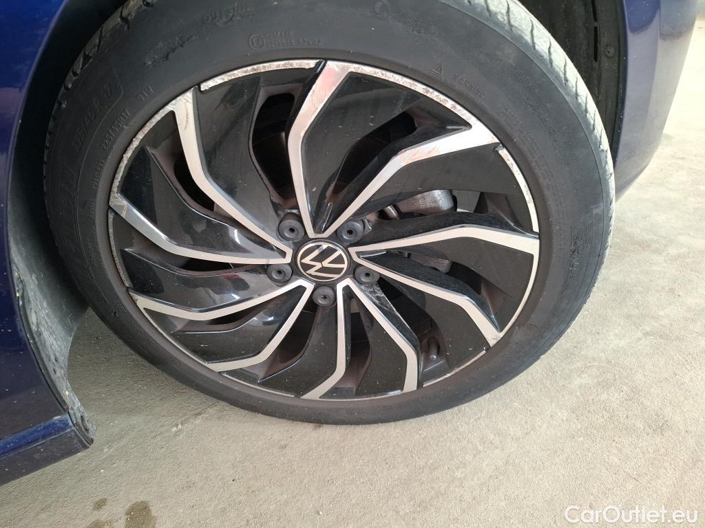  Volkswagen  Golf  VOLKSWAGEN / 2020 / 5P / Berline 2.0 TDI SCR 150 DSG7 Life 1st #14