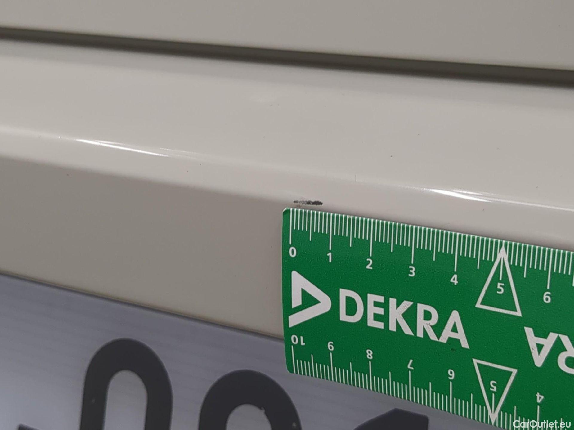  Volkswagen  T-ROC  Life 2.0 TDI 150CV BVA7 E6d #7