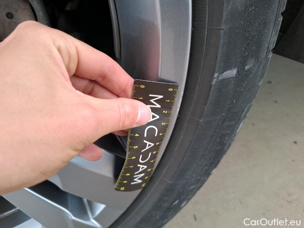  Volkswagen  Tiguan  R-Line Exclusive eHybrid 1.4 TSI 245CV BVA6 E6d #14