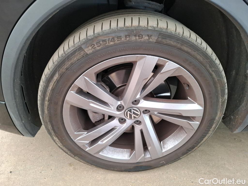  Volkswagen  Tiguan  R-Line Exclusive eHybrid 1.4 TSI 245CV BVA6 E6d #9