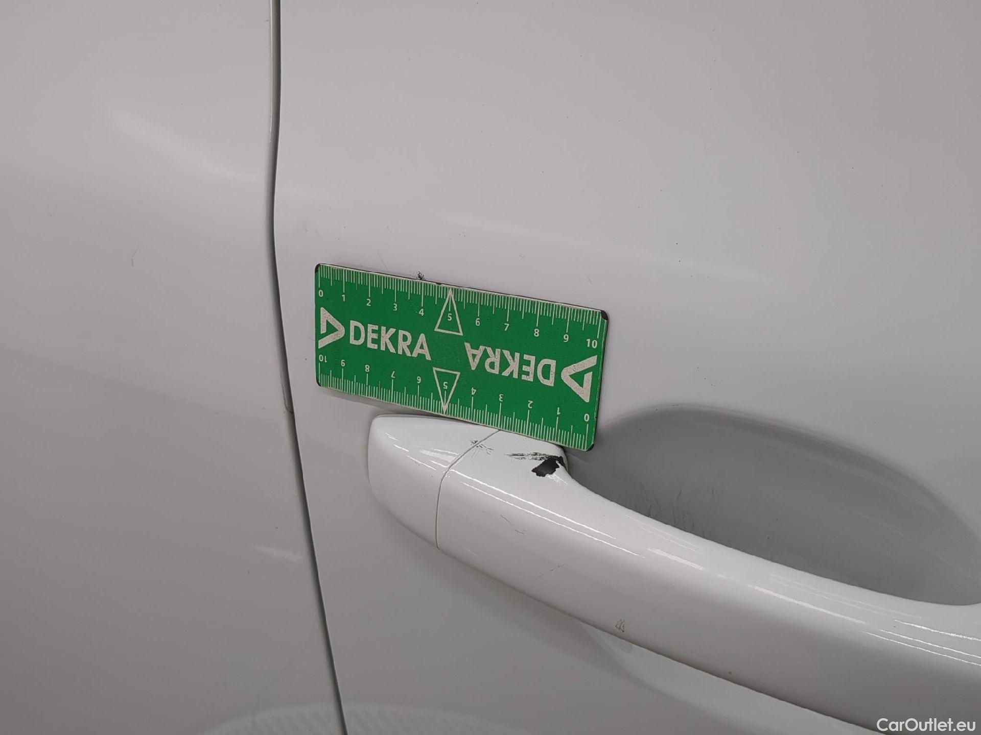  Renault  Megane  IV Berline 5 ptes. Société Air Nav 1.5 dCi 90CV BVM6 E6 #20