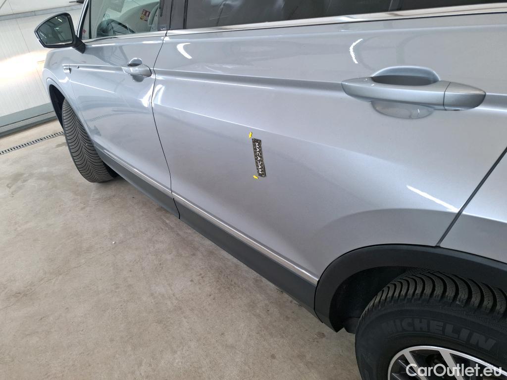  Volkswagen  Tiguan VOLKSWAGEN  Allspace / 2017 / 5P / SUV 2.0 TDI 150 DSG7 Confortline Business #7