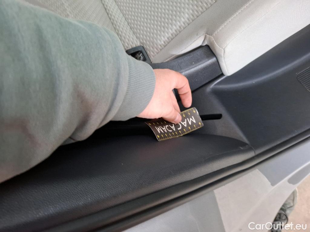  Volkswagen  Tiguan VOLKSWAGEN  Allspace / 2017 / 5P / SUV 2.0 TDI 150 DSG7 Confortline Business #19