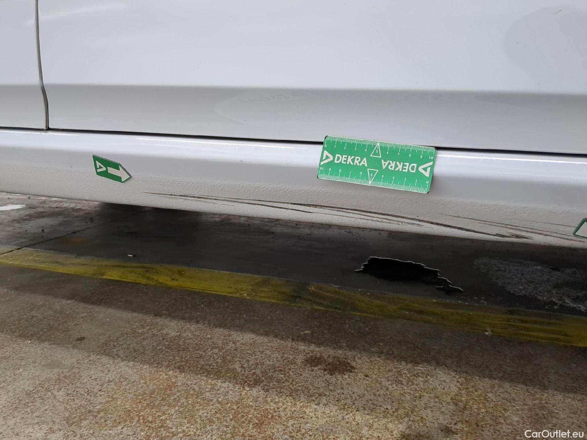  Renault  Megane  IV Berline 5 ptes. Société Air Nav 1.5 dCi 90CV BVM6 E6 #9