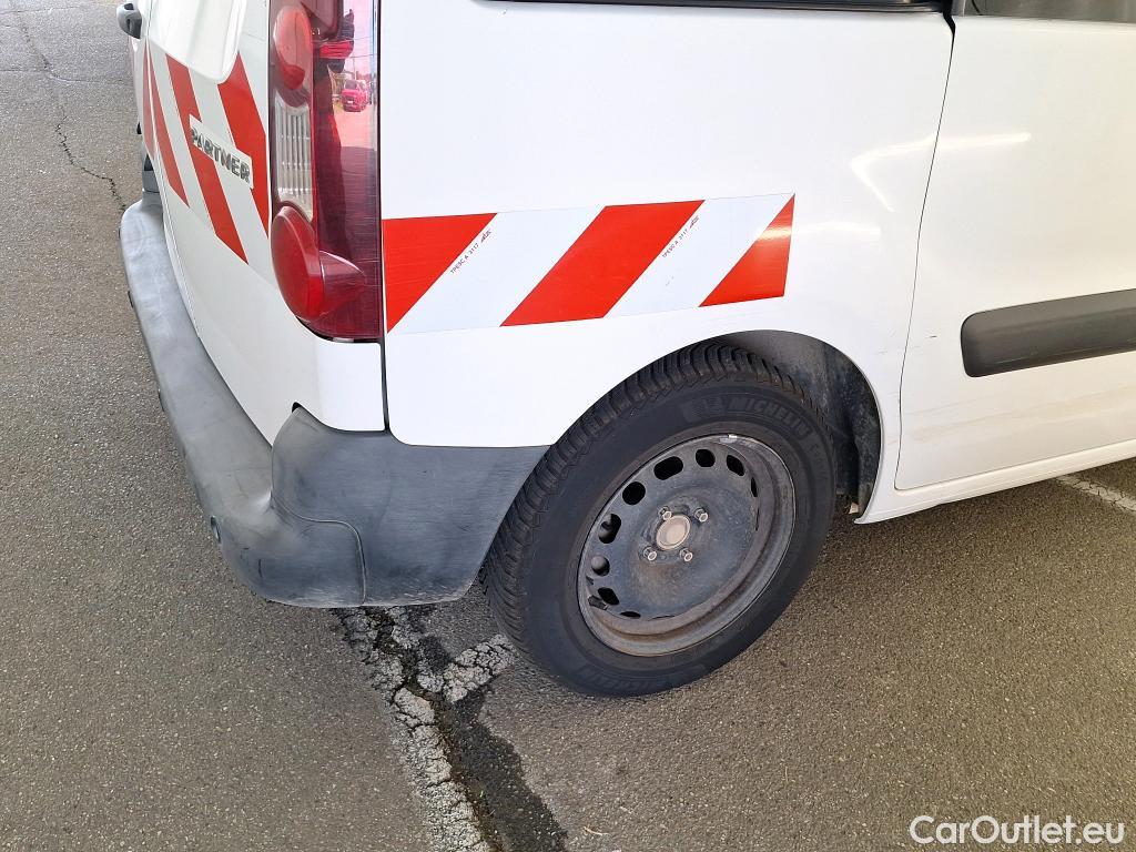  Peugeot  Partner  L1 Premium Pack 1.6 PURETECH 100CV BVM5 E6 #71