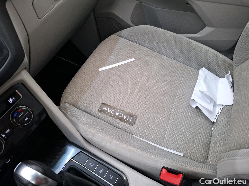  Volkswagen  Tiguan VOLKSWAGEN  Allspace / 2017 / 5P / SUV 2.0 TDI 150 DSG7 Confortline Business #30