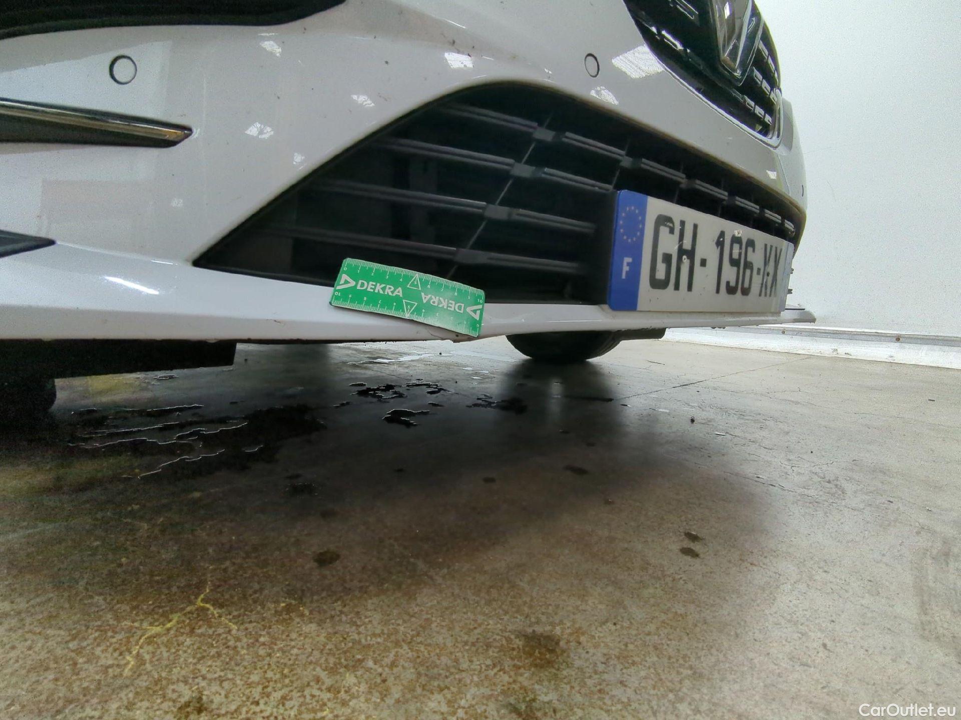  Renault  Megane  IV Berline 5 ptes. Société Air Nav 1.5 dCi 90CV BVM6 E6 #22