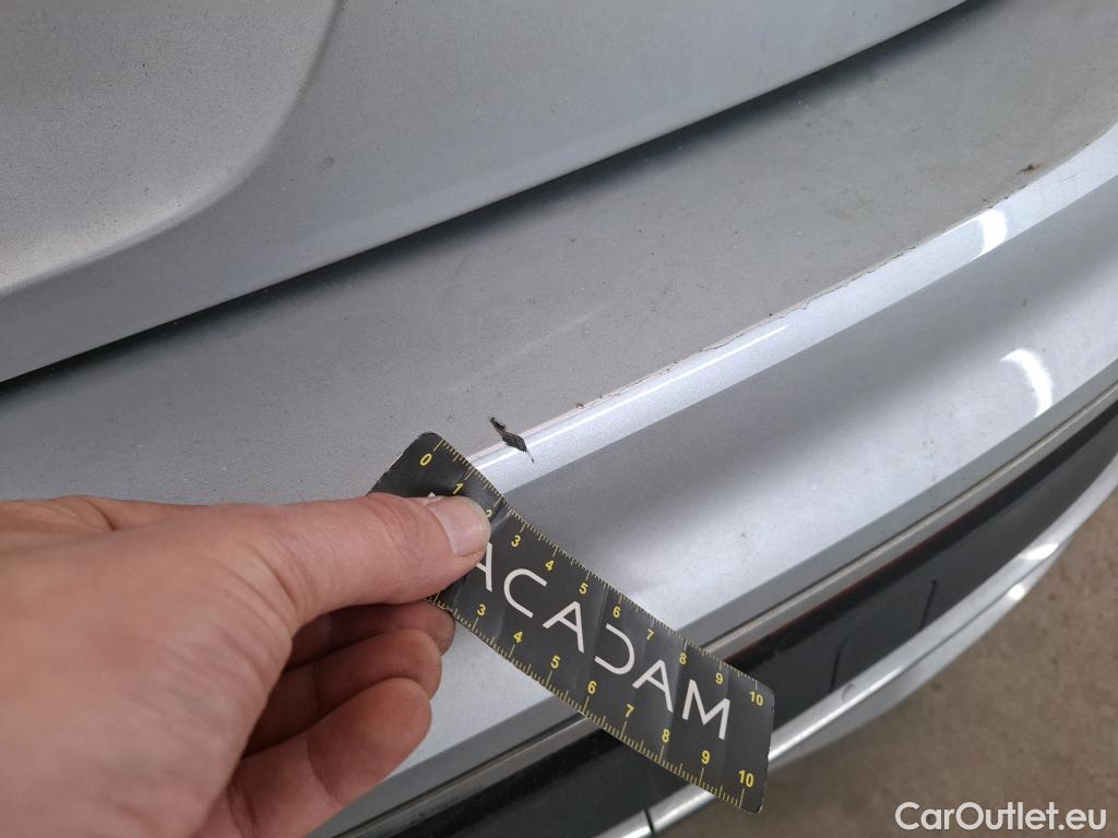  Volkswagen  Tiguan VOLKSWAGEN  / 2020 / 5P / SUV 1.5 TSI 150 DSG7 Elegance #9