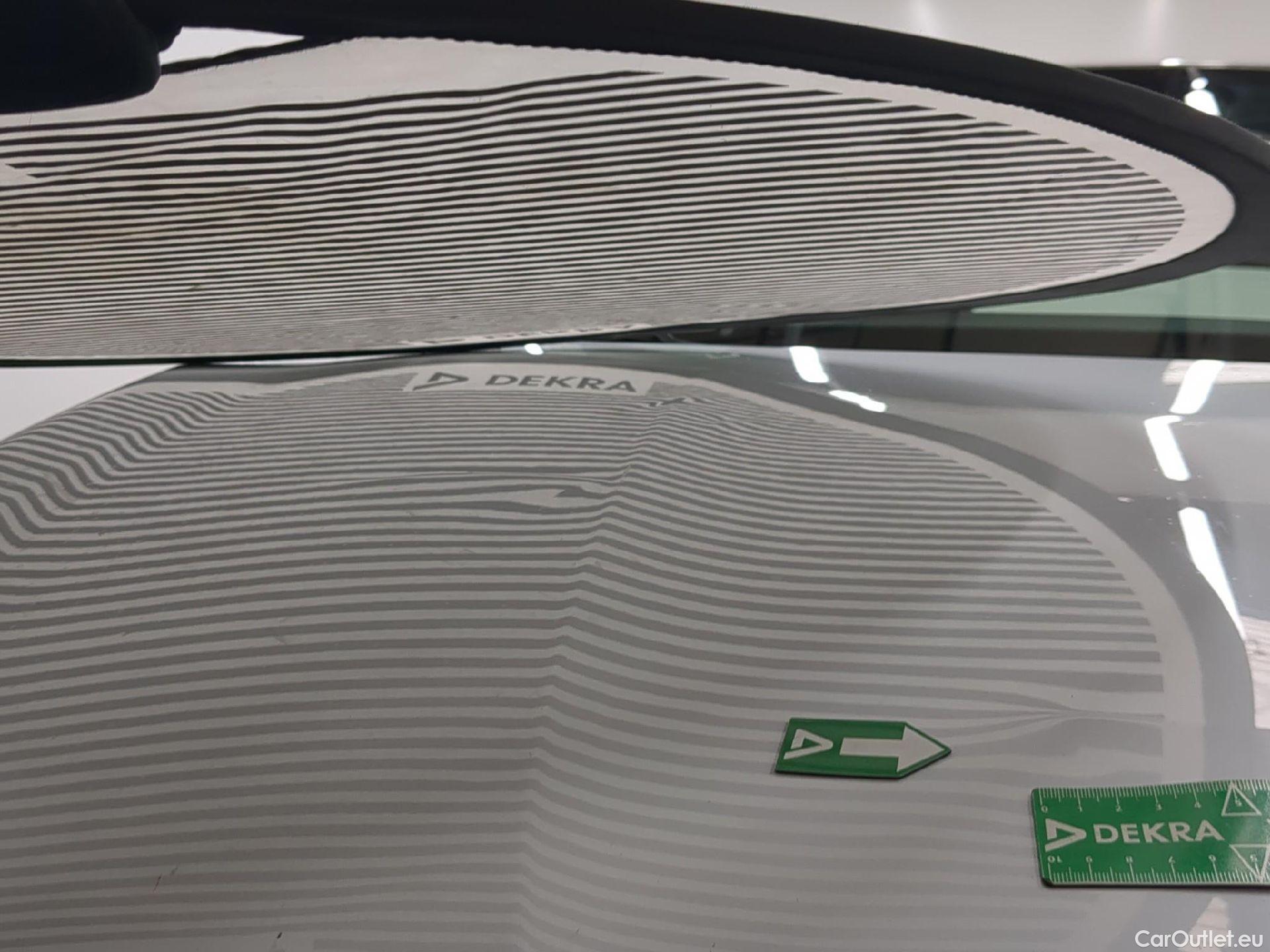  Renault  Megane  IV Berline 5 ptes. Société Air Nav 1.5 dCi 90CV BVM6 E6 #26