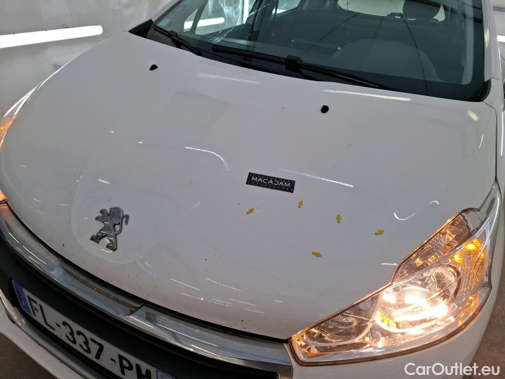  Peugeot  208  Affaire Premium Pack 1.2 80CV BVM5 E6dT #4