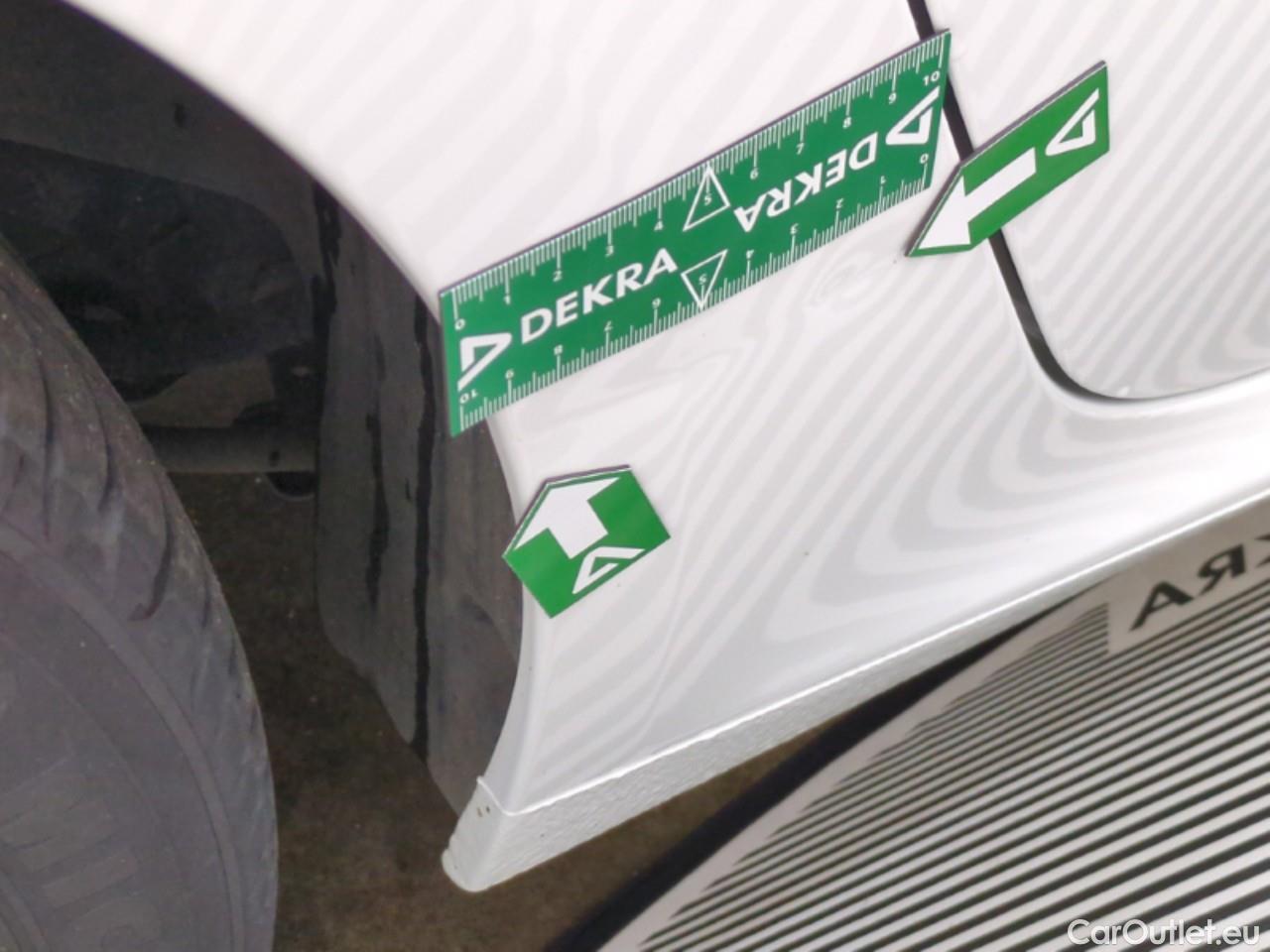  Peugeot  208  Premium 1.5 HDi 100CV BVM6 E6d #6