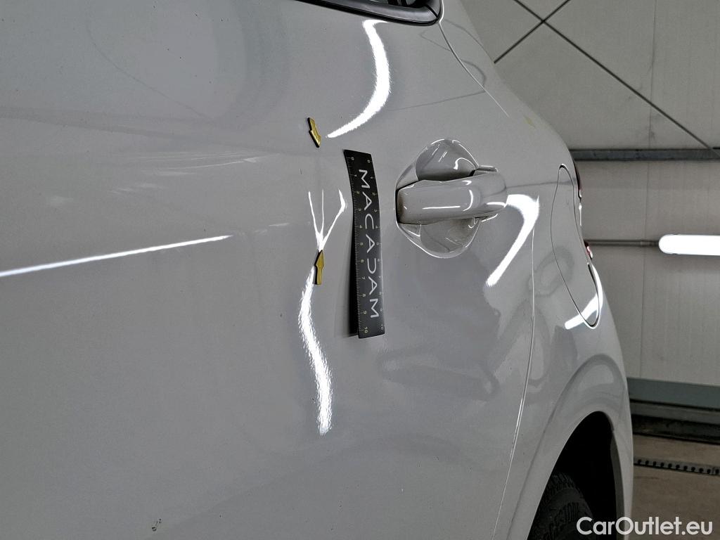  Peugeot  208  Affaire Premium Pack 1.2 80CV BVM5 E6dT #3