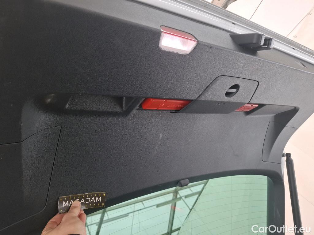  Volkswagen  Tiguan VOLKSWAGEN  / 2020 / 5P / SUV 1.5 TSI 150 DSG7 Elegance #10