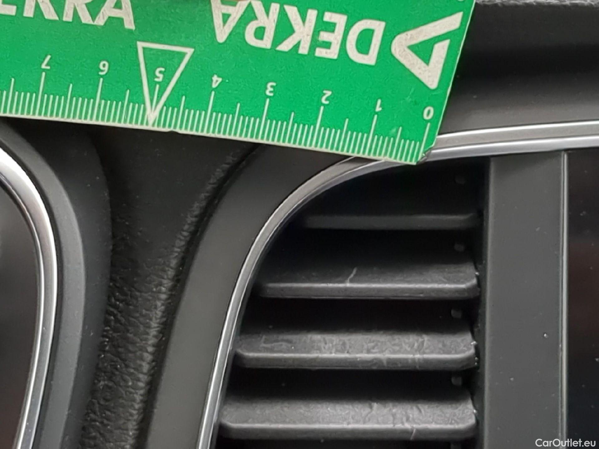  Renault  Megane  IV Berline 5 ptes. Société Air Nav 1.5 dCi 90CV BVM6 E6 #2