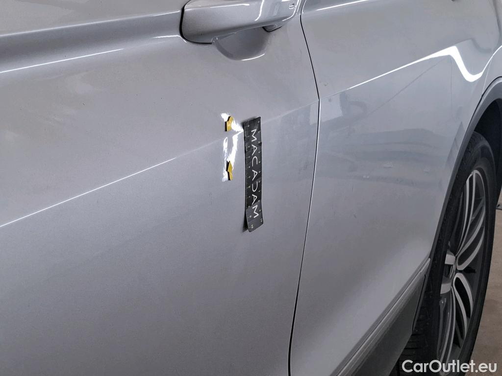  Volkswagen  Tiguan VOLKSWAGEN  / 2020 / 5P / SUV 1.5 TSI 150 DSG7 Elegance #18