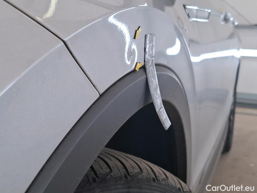  Volkswagen  Tiguan VOLKSWAGEN  / 2020 / 5P / SUV 1.5 TSI 150 DSG7 Elegance #16