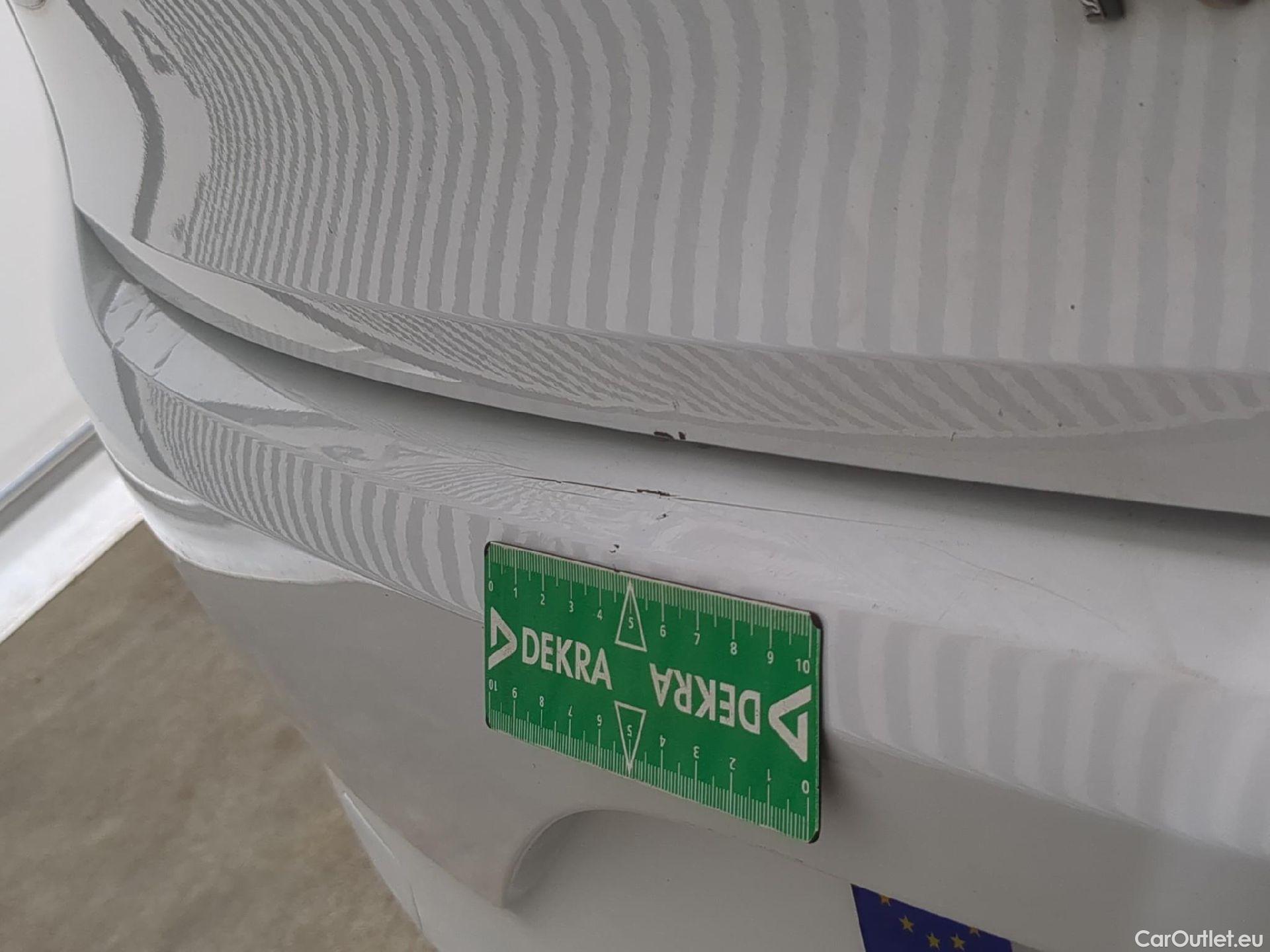  Renault  Megane  IV Berline 5 ptes. Société Air Nav 1.5 dCi 90CV BVM6 E6 #32