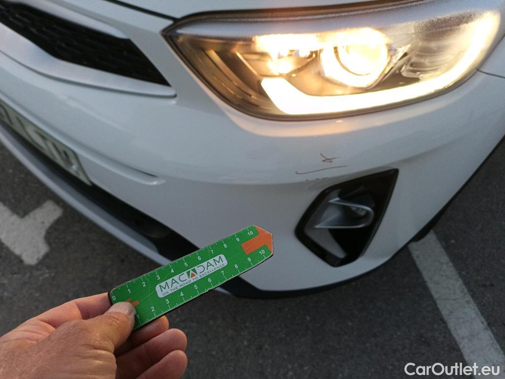  KIA  STONIC KIA  / 2017 / 5P / todoterreno 1.0 T-GDi 74kW (100CV) MHEV iMT Concept #3