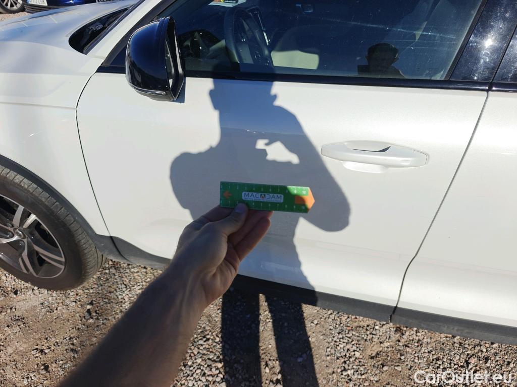  Volvo  XC 40 XC40 Plus Dark 2WD 2.0 165CV AT7 E6d #8