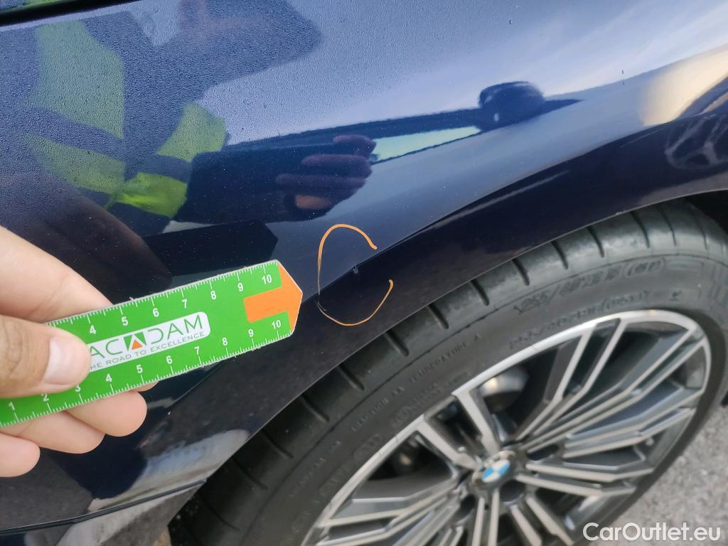  Bmw  Serie 3 BMW  / 2018 / 4P / sedán M340i xDrive Auto. #2