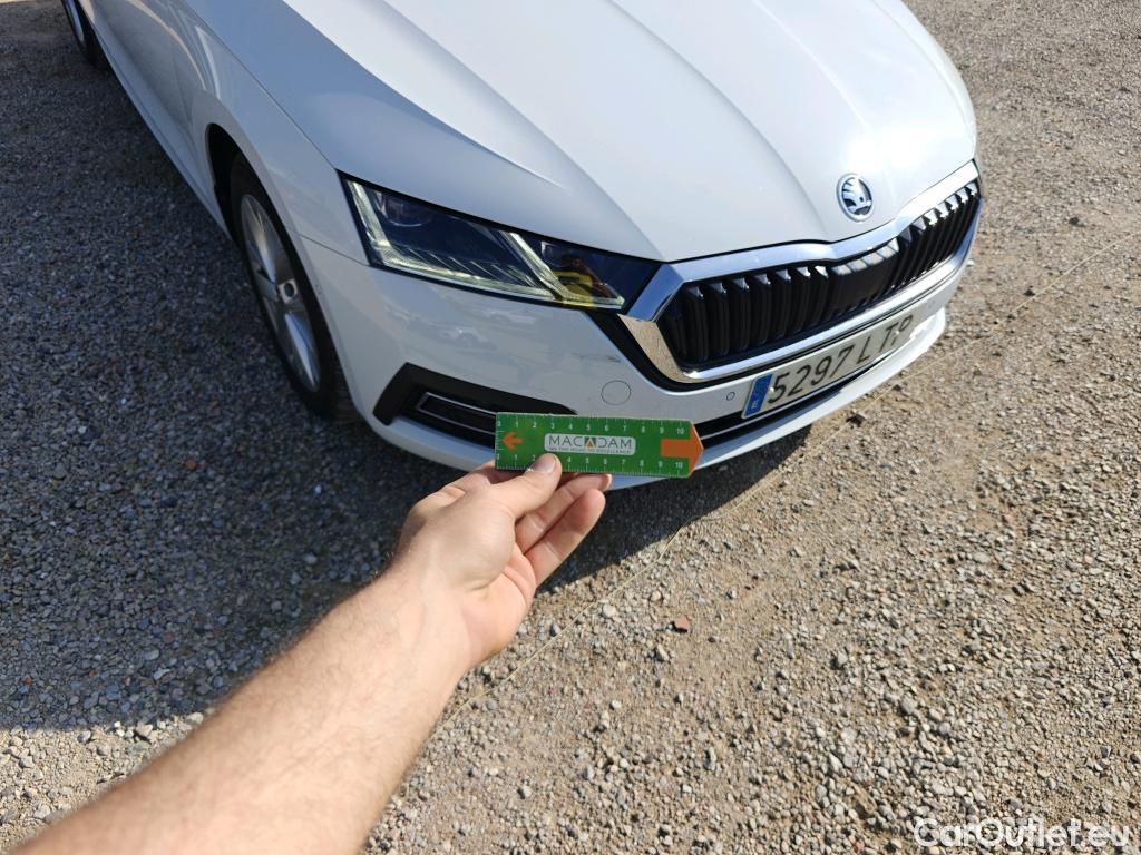  Skoda  Octavia SKODA  / 2020 / 5P / familiar Combi 2.0 TDI 110kW (150CV) DSG Style #22