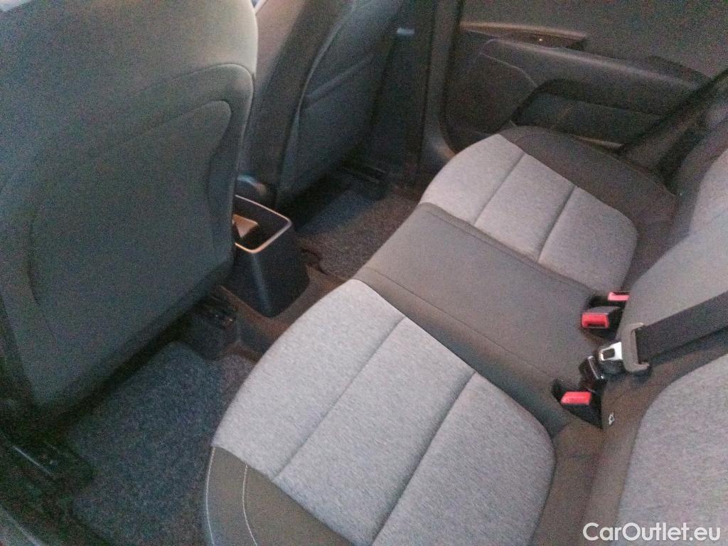  KIA  STONIC KIA  / 2017 / 5P / todoterreno 1.0 T-GDi 74kW (100CV) MHEV iMT Concept #7