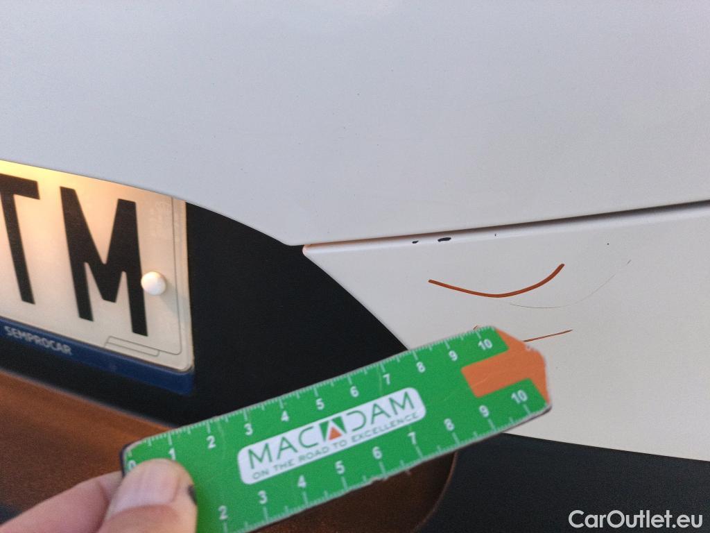  KIA  STONIC KIA  / 2017 / 5P / todoterreno 1.0 T-GDi 74kW (100CV) MHEV iMT Concept #10