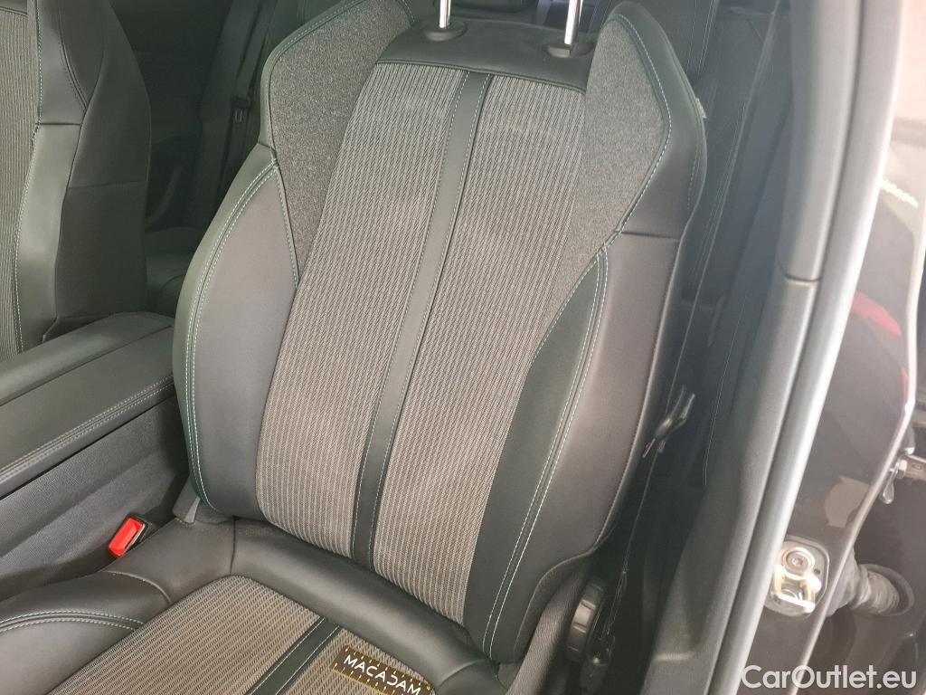  Peugeot  3008  Allure Pack 1.2 PureTech 130CV BVA8 E6d #36