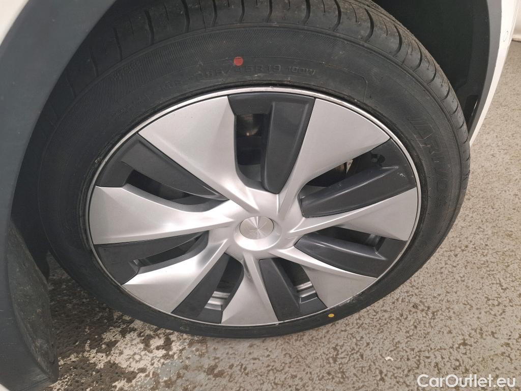  Tesla  Model Y TESLA  / 2020 / 5P / SUV Grand Autonomie Dual Motor AWD #20