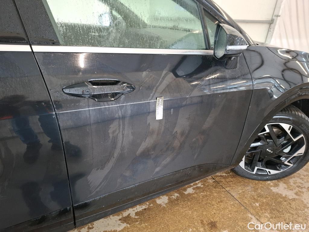  KIA  Sportage KIA  / 2021 / 5P / SUV 1.6 T-GDI 265 PHEV AUTO 4WD GT-L PREM BU #14