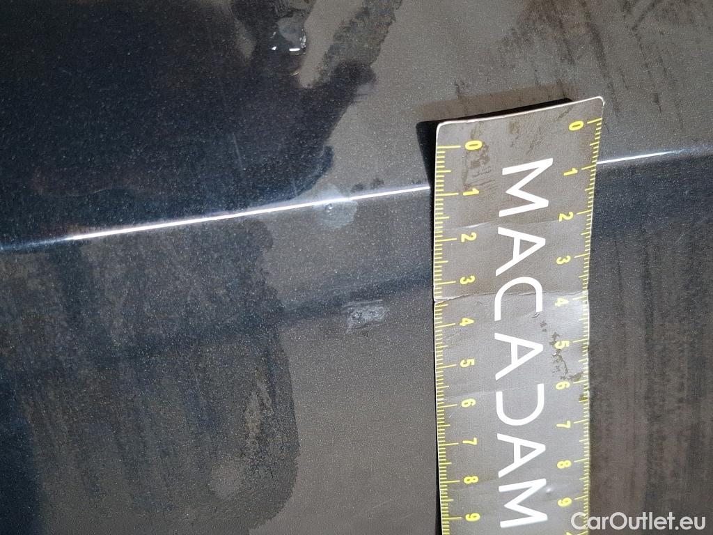  KIA  Sportage KIA  / 2021 / 5P / SUV 1.6 T-GDI 265 PHEV AUTO 4WD GT-L PREM BU #15