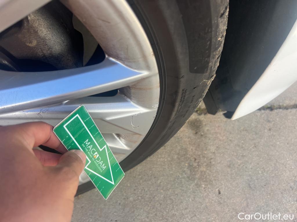  Audi  A3 AUDI  / 2020 / 5P / berlina con portón Sportback Advanced 30 TFSI 81kW S tronic (AC) #14