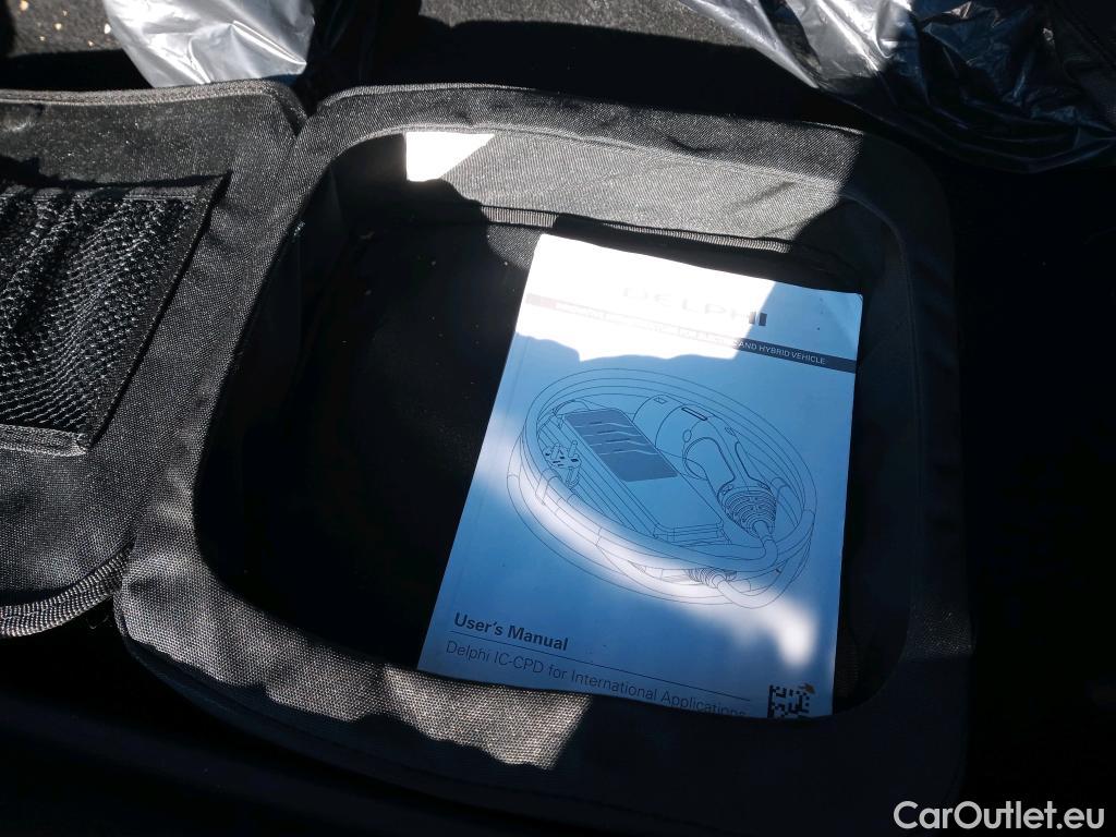  Bmw  Serie 5 BMW  / 2016 / 4P / sedán 530e iPerformance #1