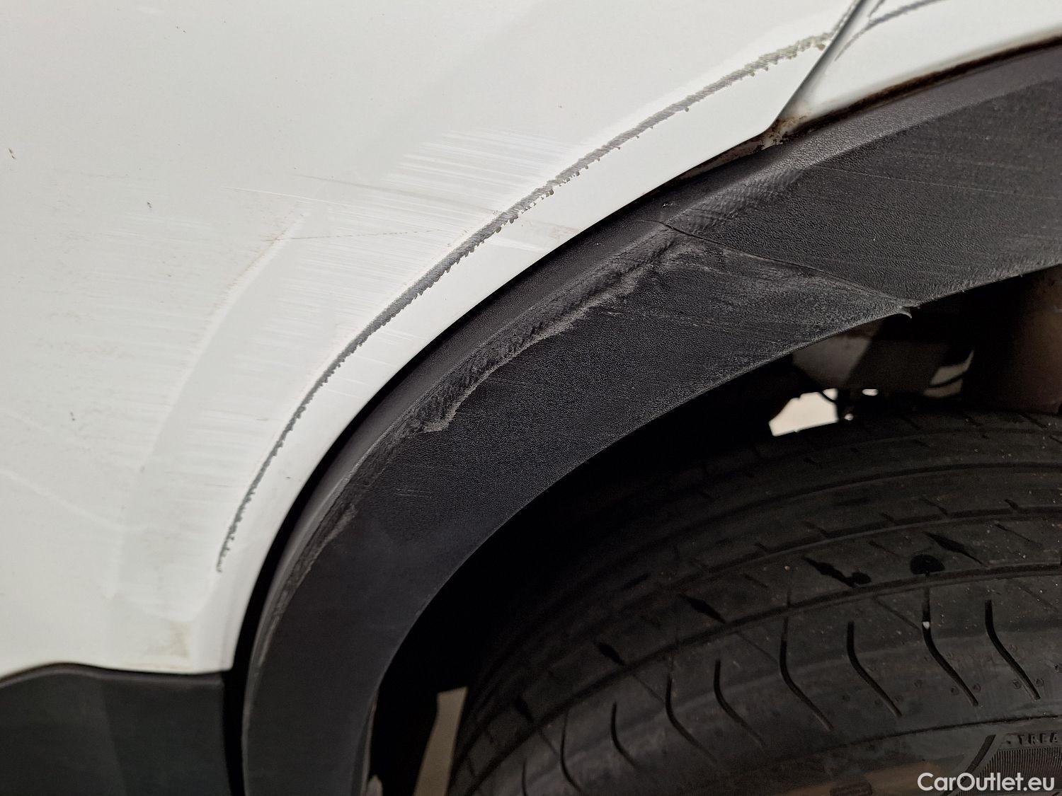  Volvo  XC 40 Volvo, XC40 '17, Volvo XC40 D4 AWD Geartronic R-Design 5d #24