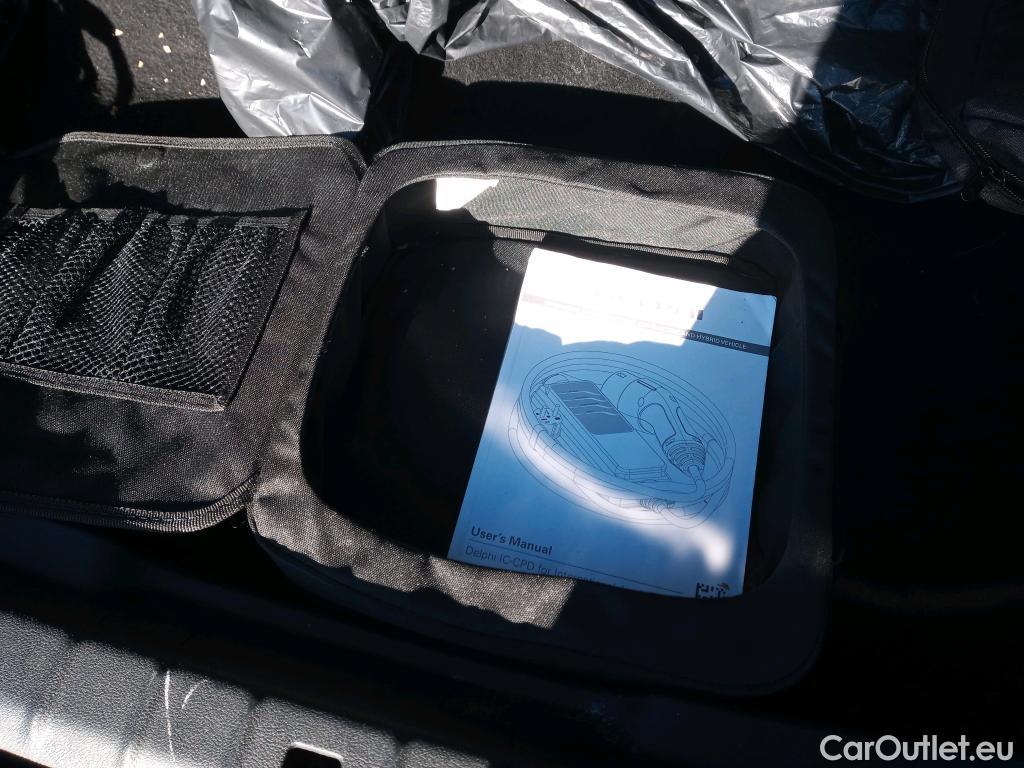  Bmw  Serie 5 BMW  / 2016 / 4P / sedán 530e iPerformance #2